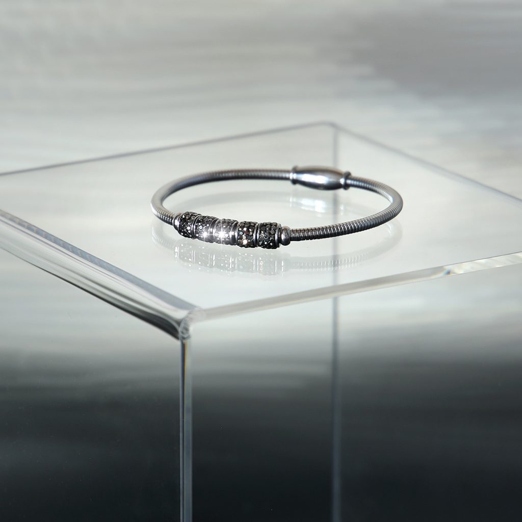 Narukvica od nehrđajućeg čelika